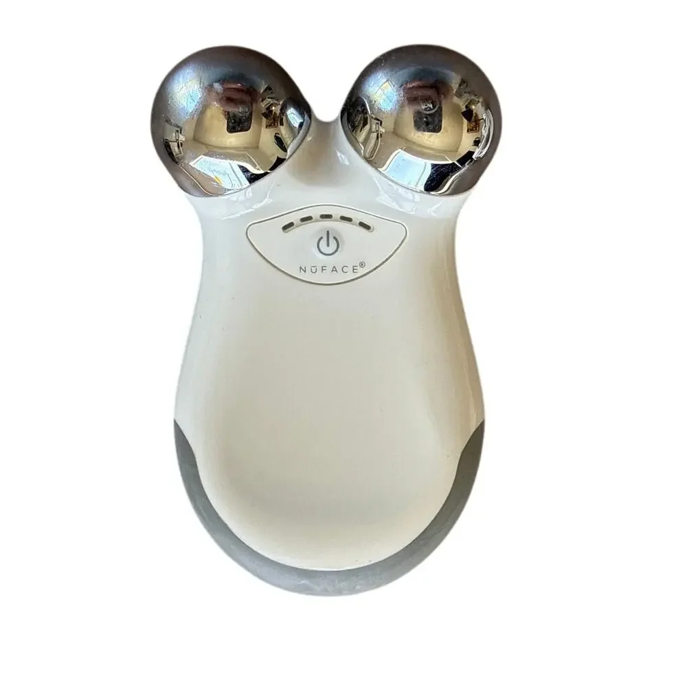 NuFACE® Mini Facial Toning Device with Charger Works